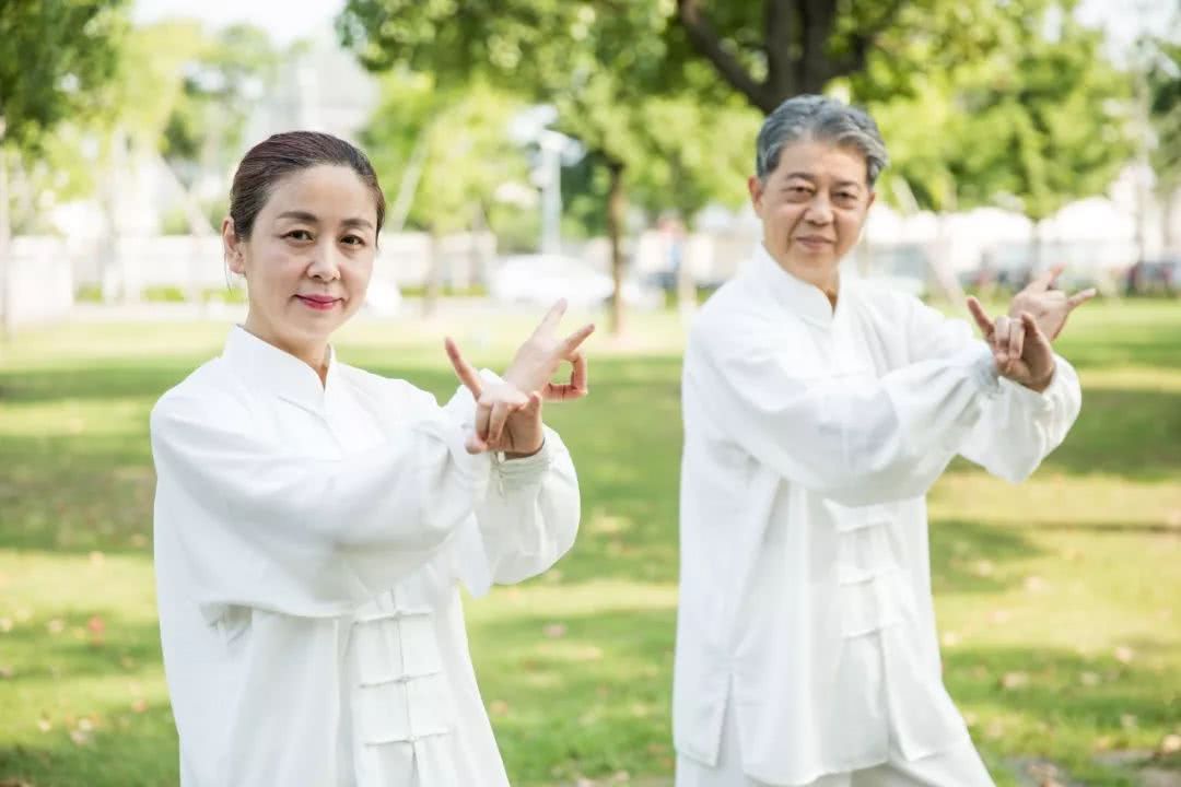 女人补硒半年后的症状