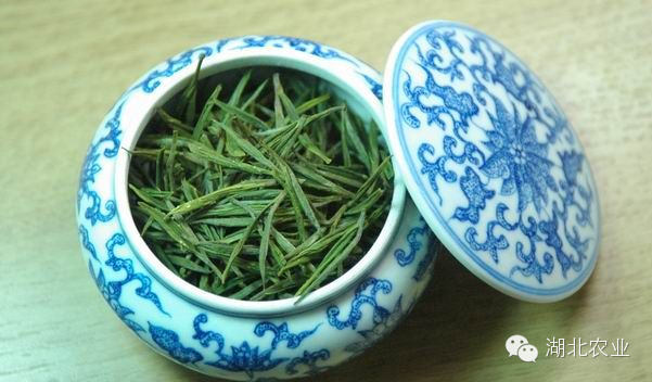 六雾恩施富硒茶