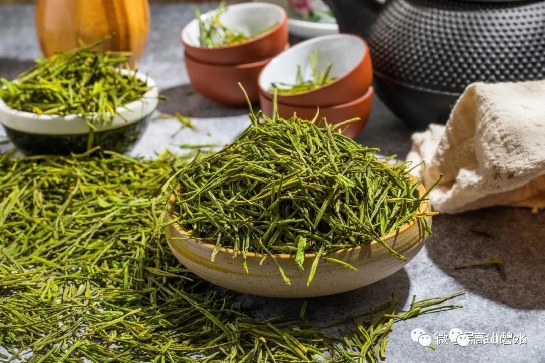 富硒白茶饼茶泡法