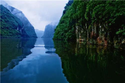 大家好！向大家介绍一下，这是我的家乡@沿河 欢迎来耍！