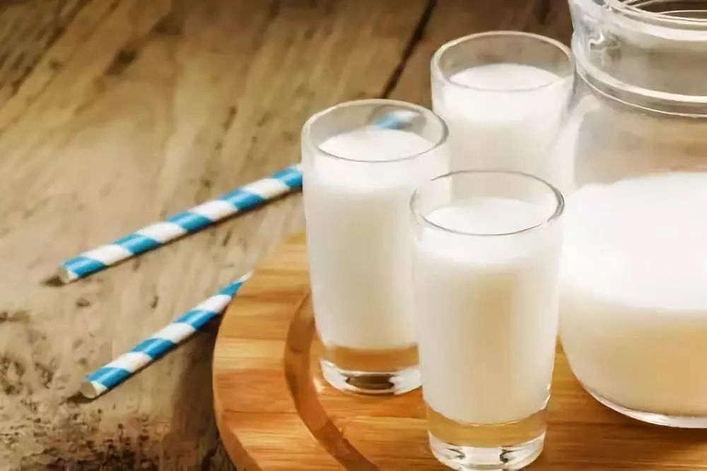 喝酸奶补钙还是喝纯奶补钙