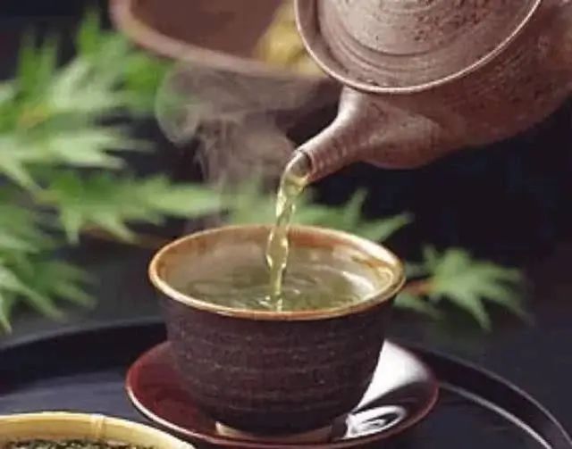 癌症人能喝富硒茶吗