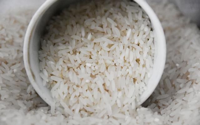 买大米时，认准米袋上这5组数字，不管多便宜，都是好大米