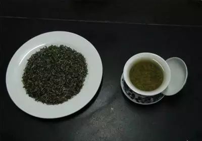 富硒茶跟有机茶一样吗