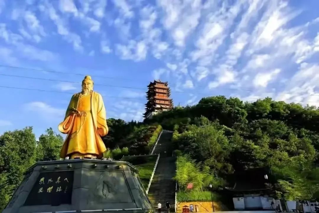 紫阳老富硒茶陶博物馆