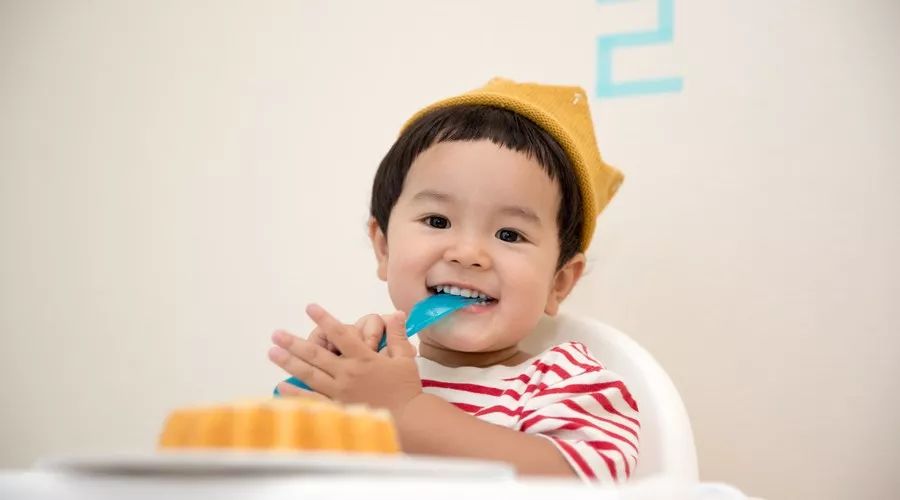 孩子吃饭挑食吃锌硒宝