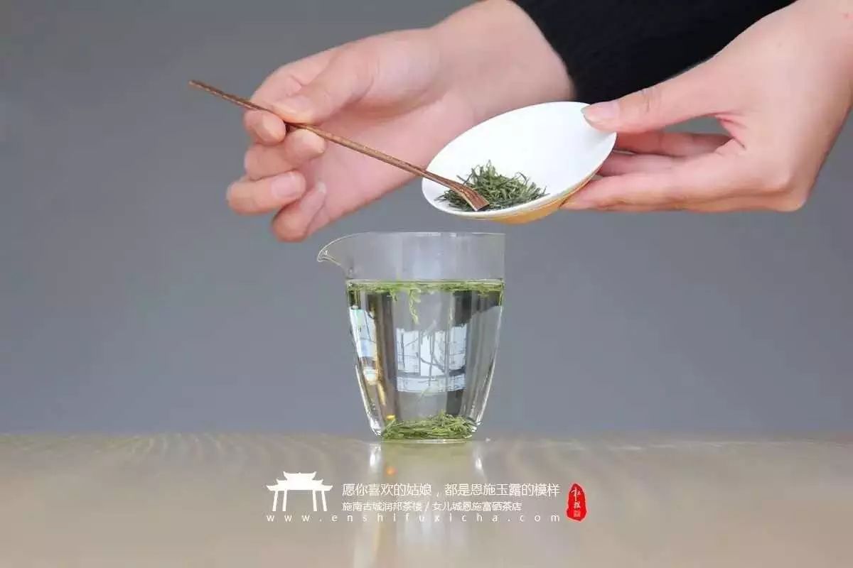 富硒茶蒸青好还是炒青好