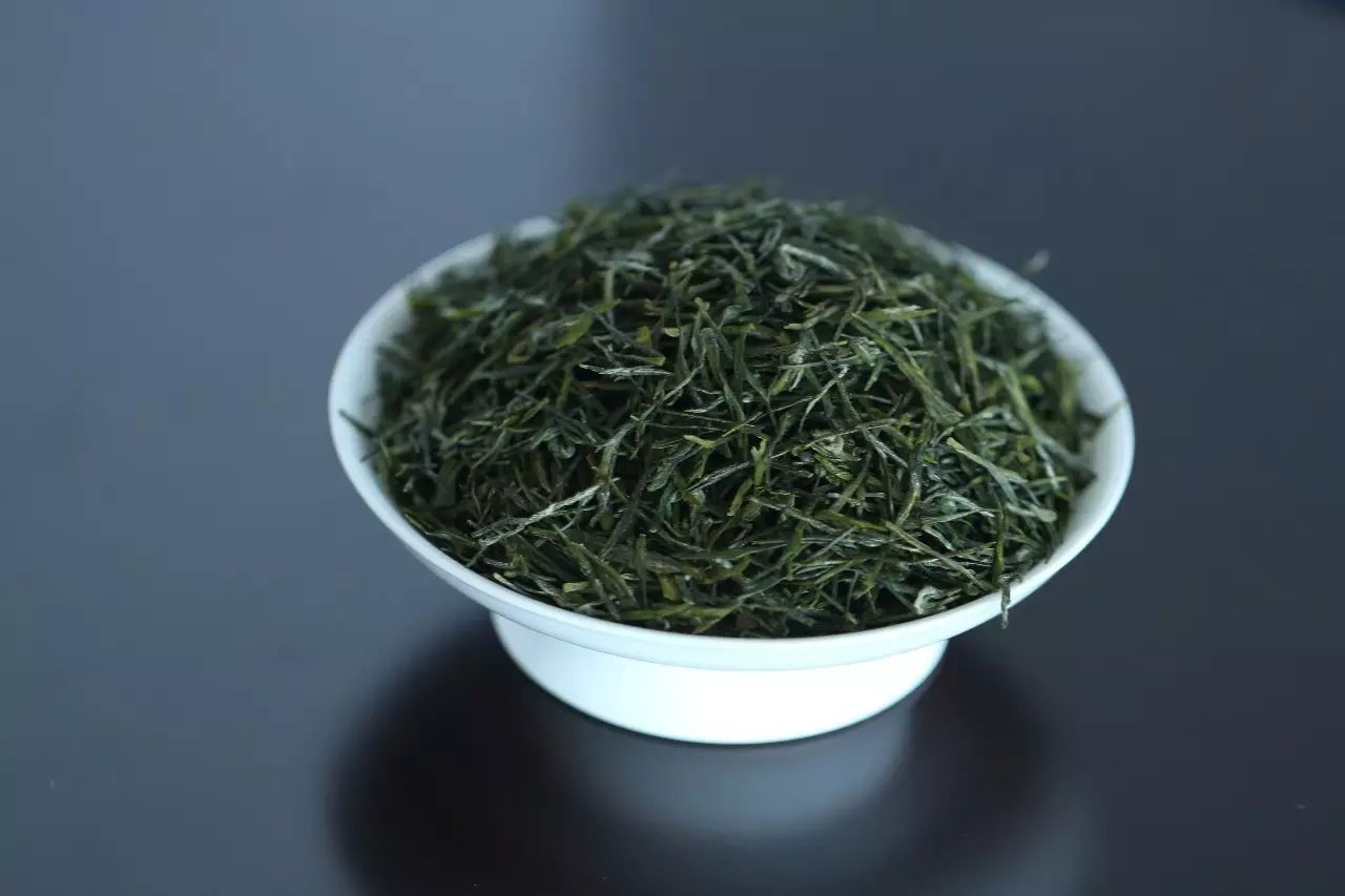 富硒茶蒸青好还是炒青好